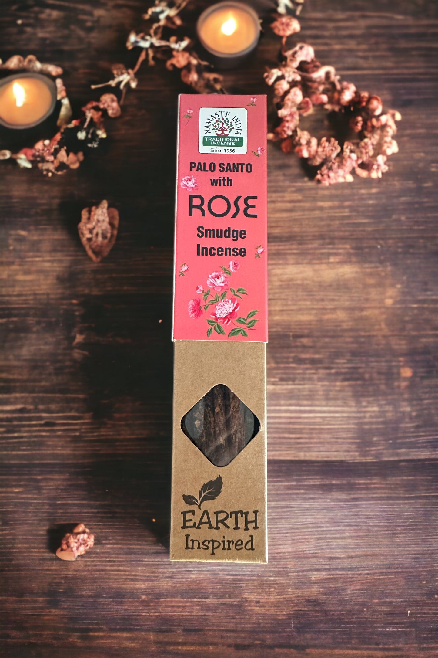 PALO SANTO CON ROSAS